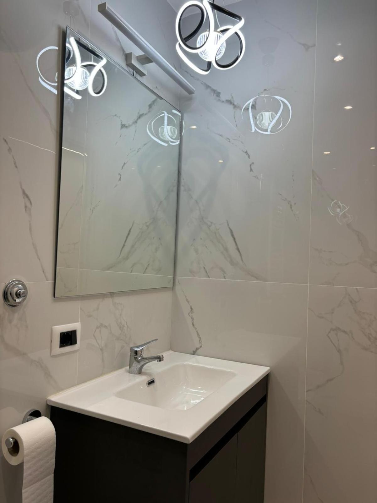 Tiburtina Flats Apartment Rome Bagian luar foto